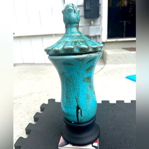 Turquoise Vase with lid